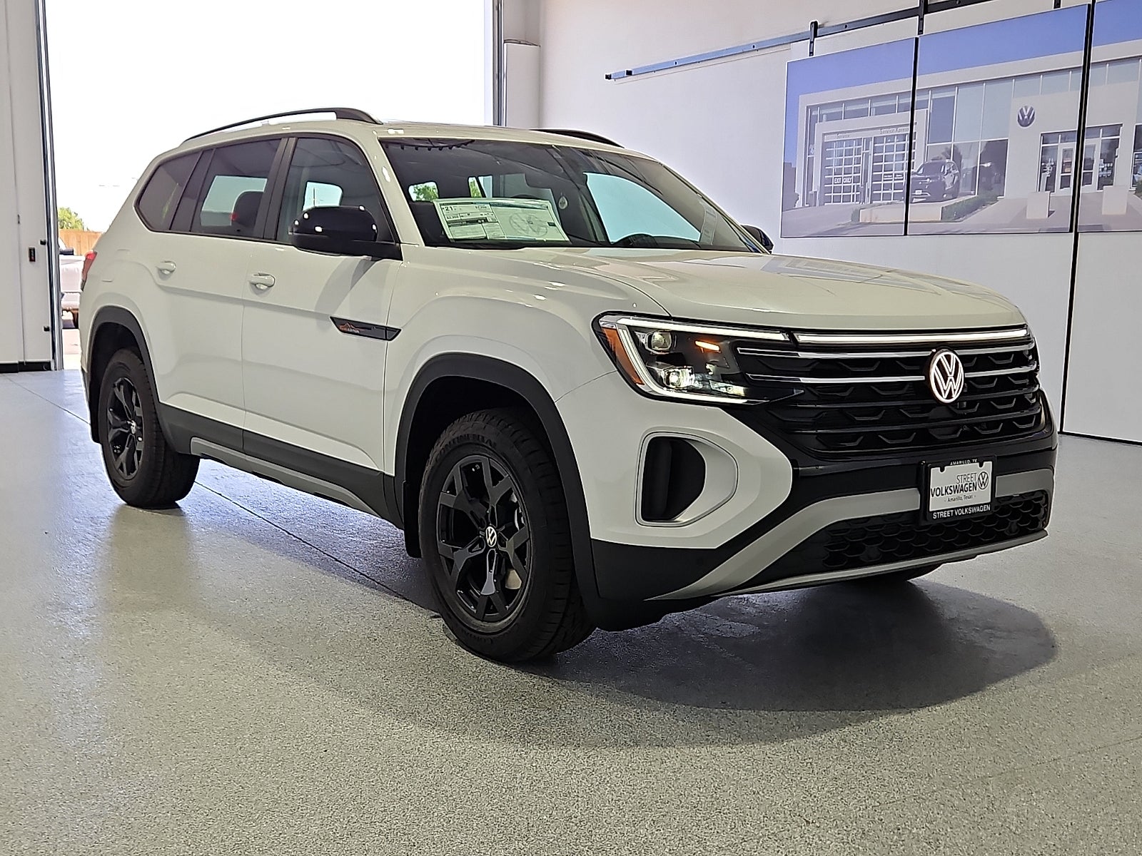 2026 Volkswagen Atlas — detail view