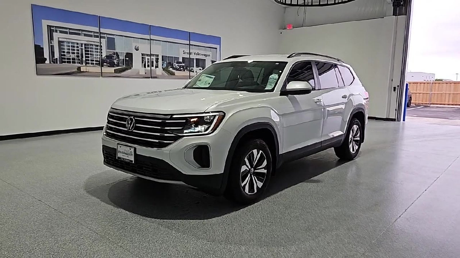 2026 Volkswagen Atlas — detail view