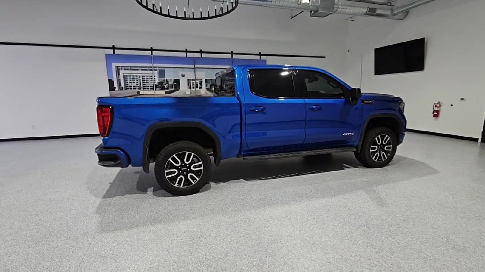 2022 GMC Sierra 1500 — side profile view